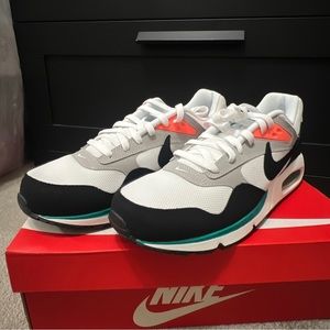 Nike Air Max Correlate White Black New Green Size 11